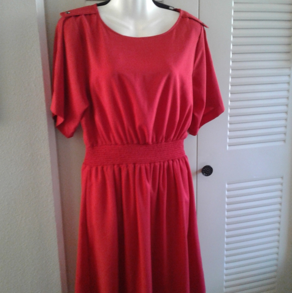 Beautiful Red Casual Pull On Calvin Klein Dress
